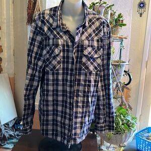 𝅺HYPE Black/Blue Plaid Casual Button Down Shirt Size XL